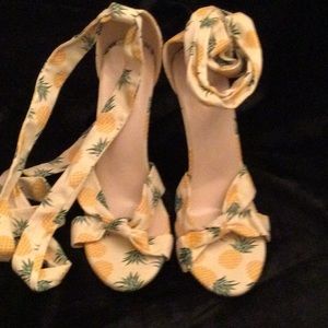 Pineapple Fabric Heels